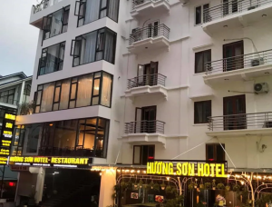 Khách sạn Hương Sơn Hotel Tam Đảo 